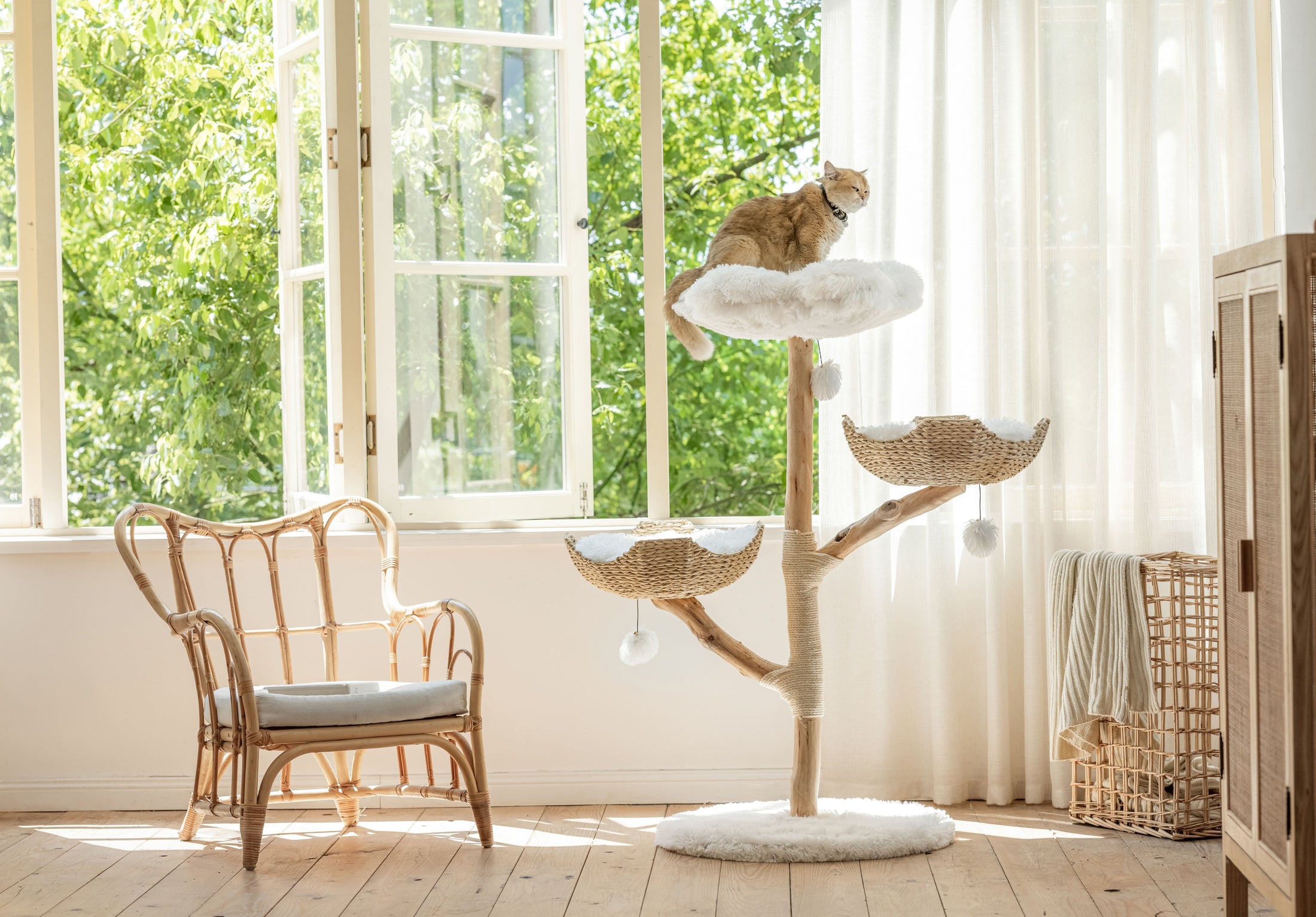 Natural Wood Basket Cat Tree (Three-Layer)